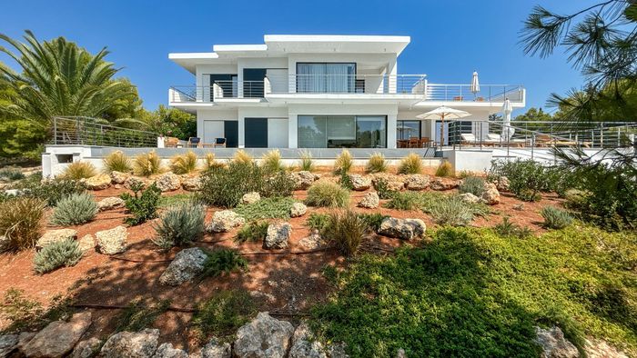 Kilada On The Rocks villa photo.
